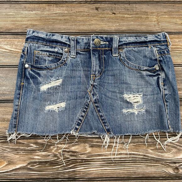 Low Rise Decree Mini Denim Skirt Size 5 - Picture 3 of 7